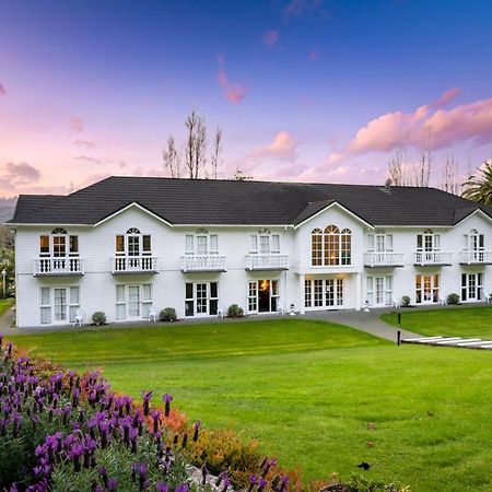 Wallaceville Motor Lodge Upper Hutt Dış mekan fotoğraf