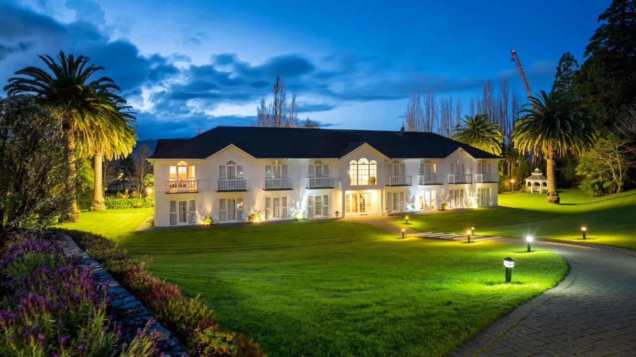Wallaceville Motor Lodge Upper Hutt Dış mekan fotoğraf