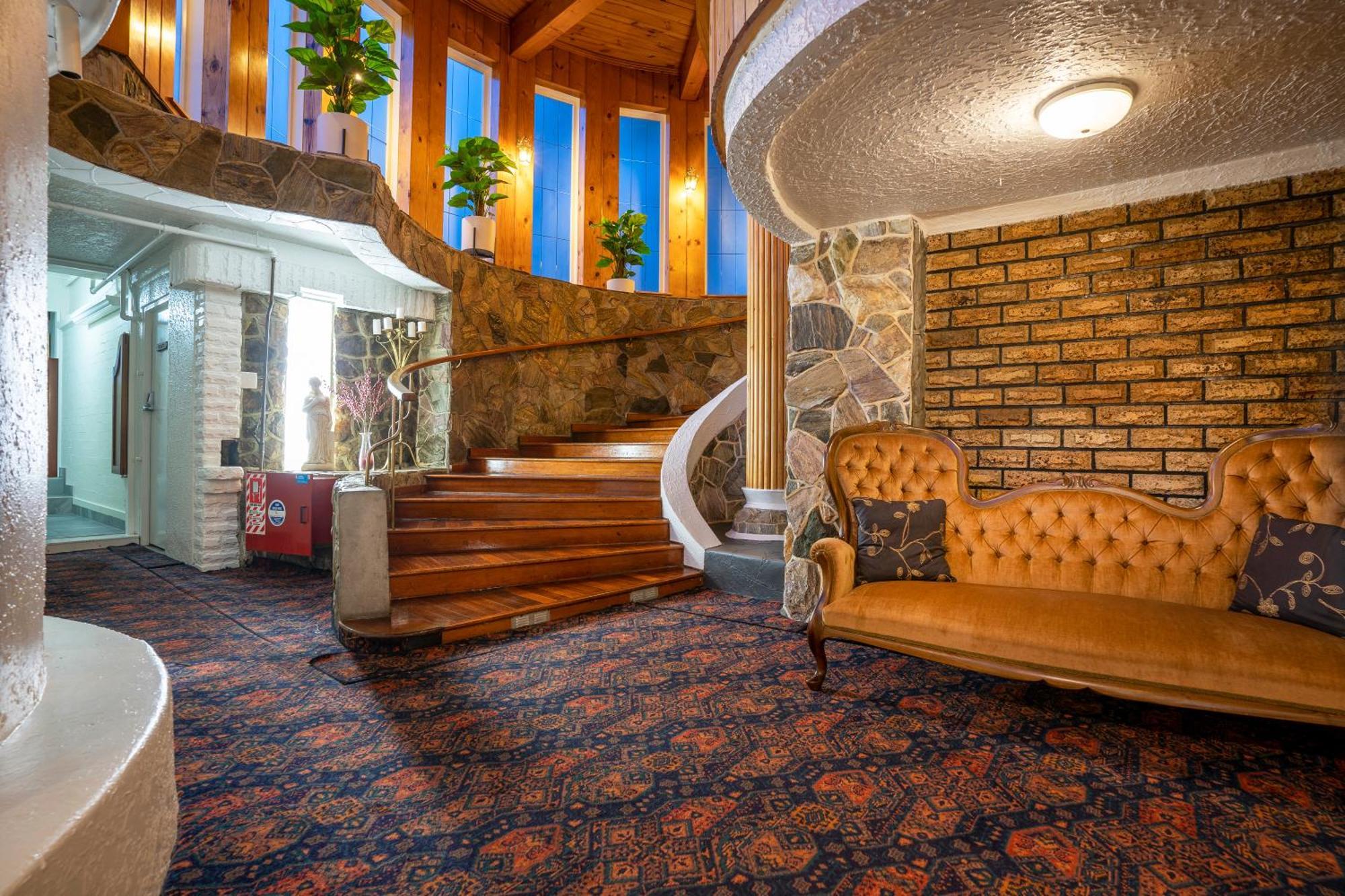Wallaceville Motor Lodge Upper Hutt Dış mekan fotoğraf