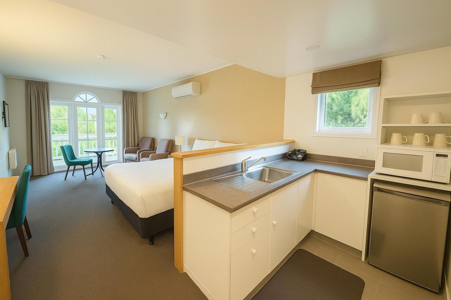 Wallaceville Motor Lodge Upper Hutt Dış mekan fotoğraf