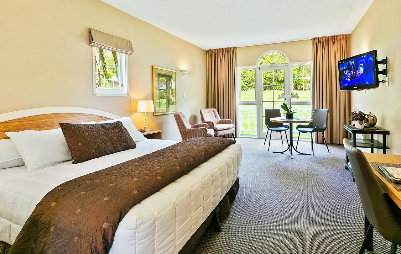 Wallaceville Motor Lodge Upper Hutt Dış mekan fotoğraf